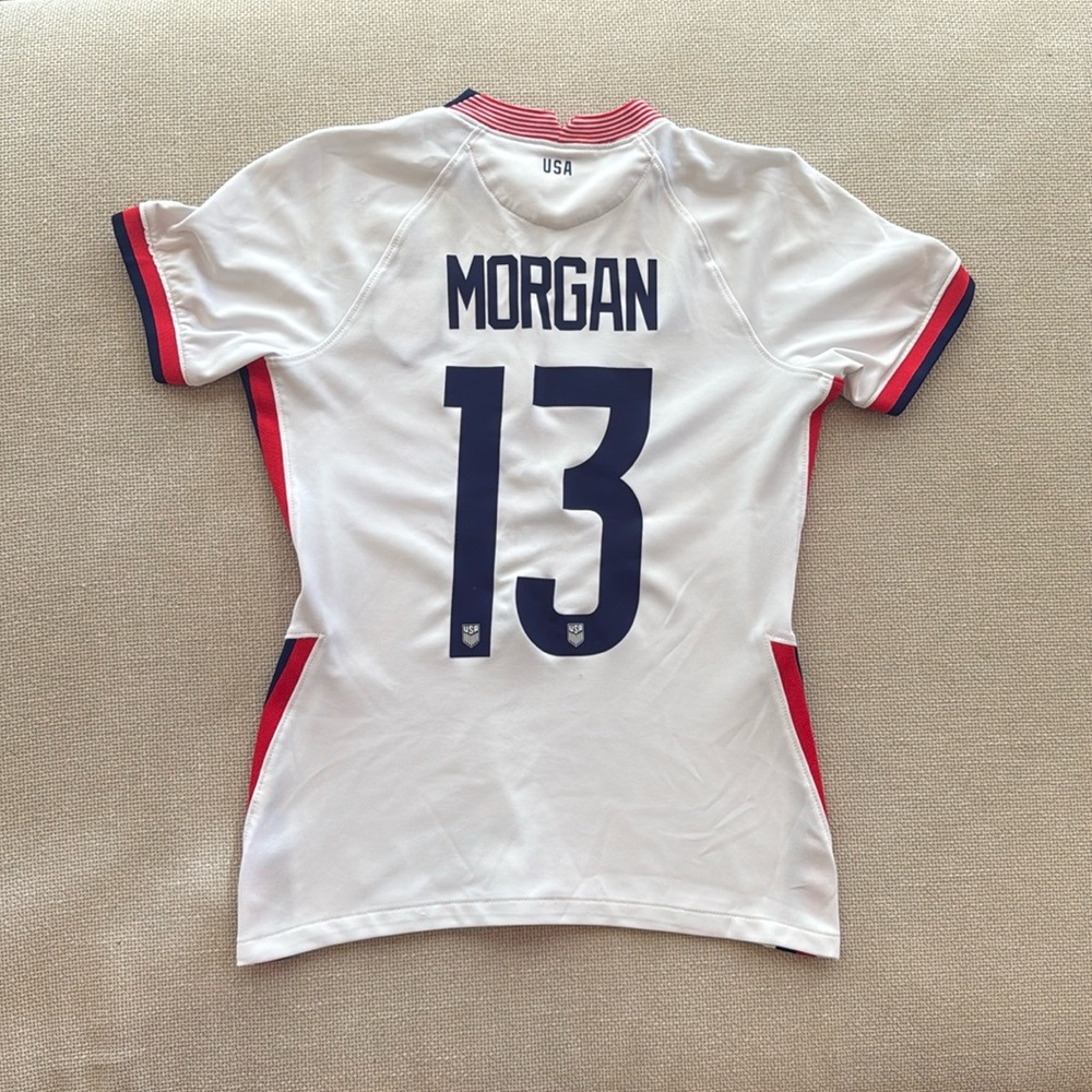 Nike USA Women's Alex Morgan #13 USWNT 2019 Home Soccer Jersey - Picture 2 of 3